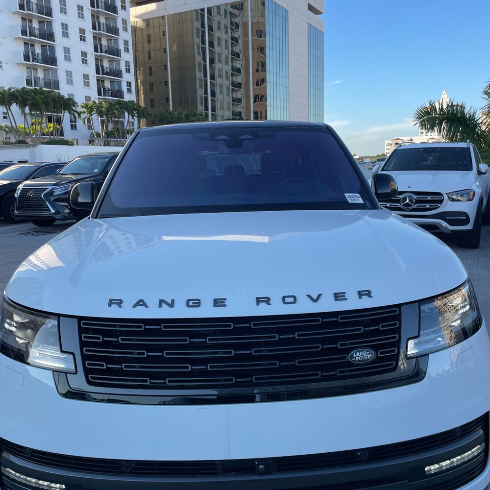 2023 Land Rover Range Rover P530 SE