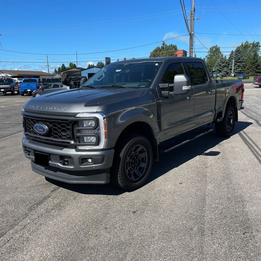 2023 Ford F250 S/D Lariat