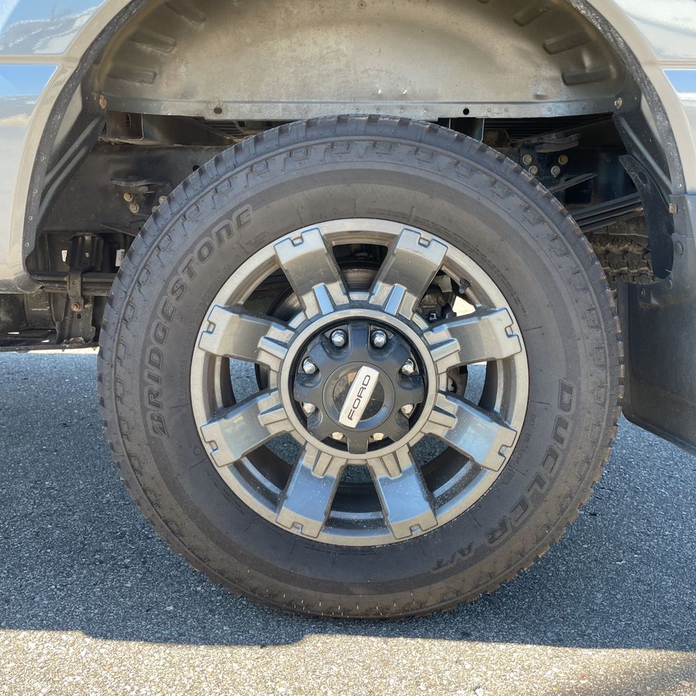 2023 Ford F250 S/D Lariat