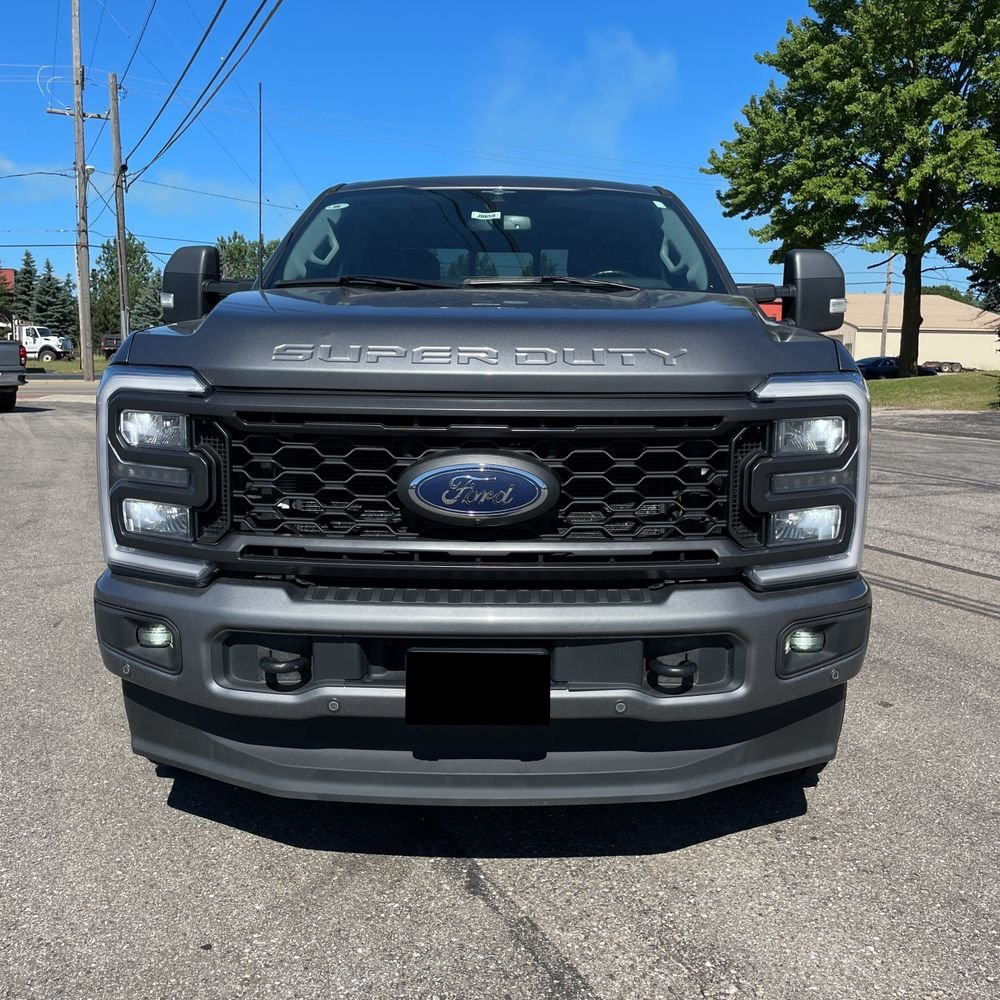 2023 Ford F250 S/D Lariat