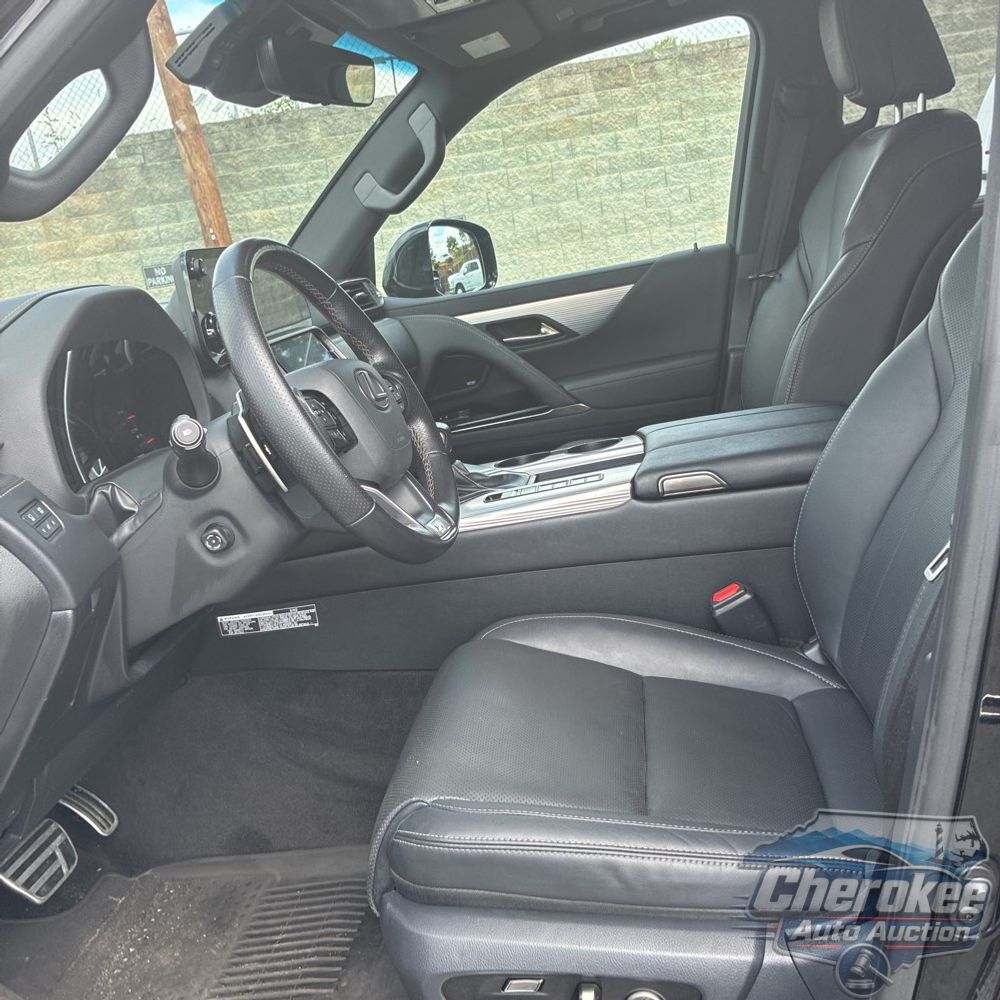 2022 Lexus LX 600 F SPORT Handling
