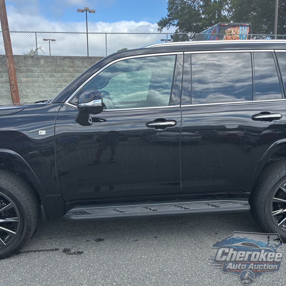 2022 Lexus LX 600 F SPORT Handling
