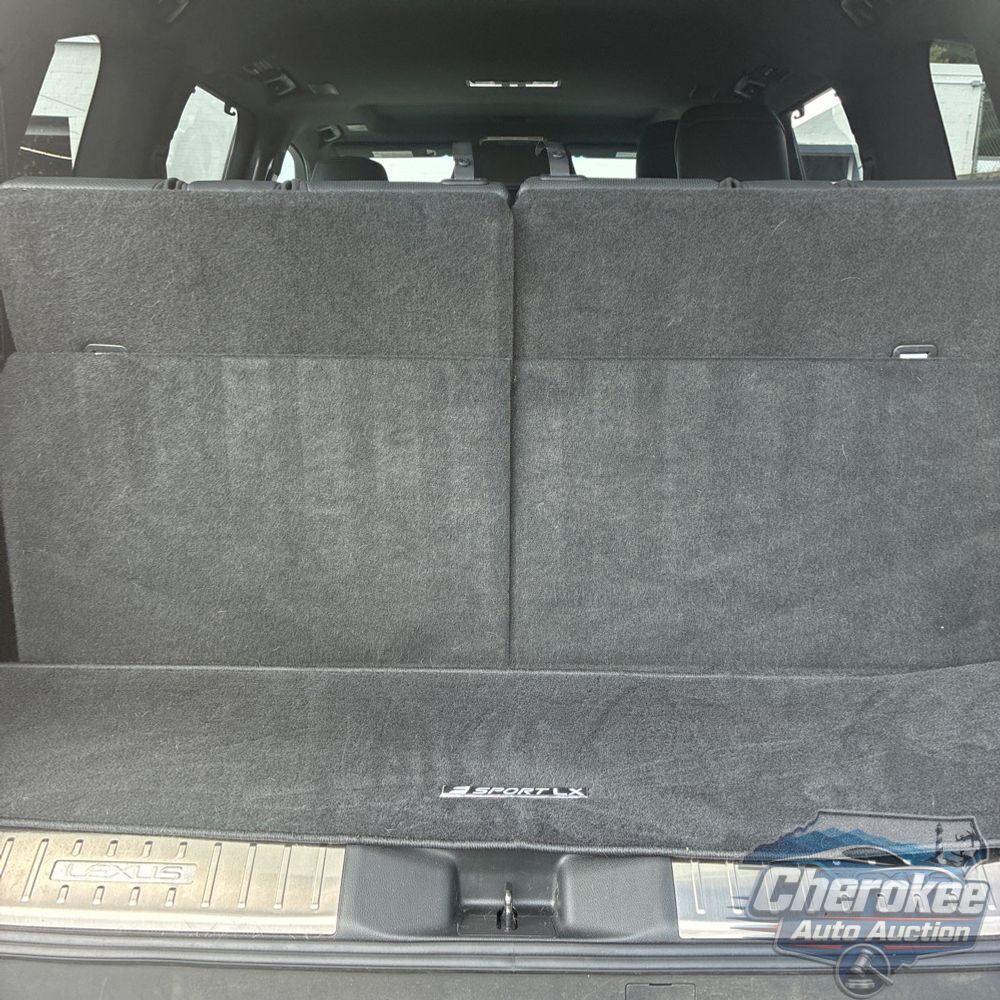 2022 Lexus LX 600 F SPORT Handling