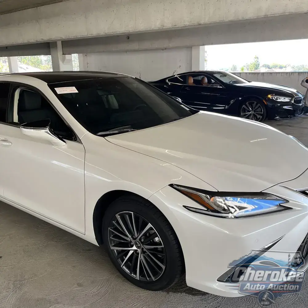2025 Lexus ES 350 Base