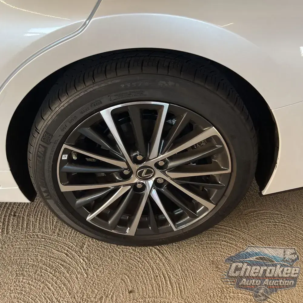 2025 Lexus ES 350 Base