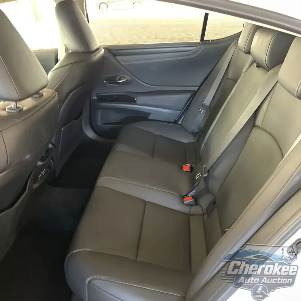 2025 Lexus ES 350 Base