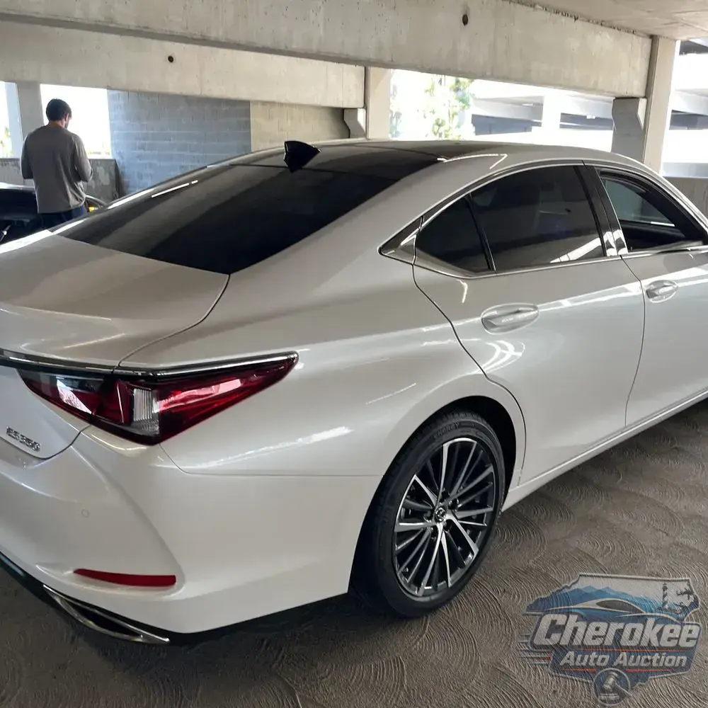 2025 Lexus ES 350 Base