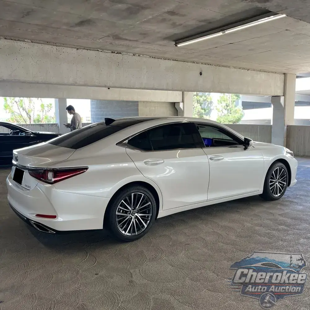 2025 Lexus ES 350 Base