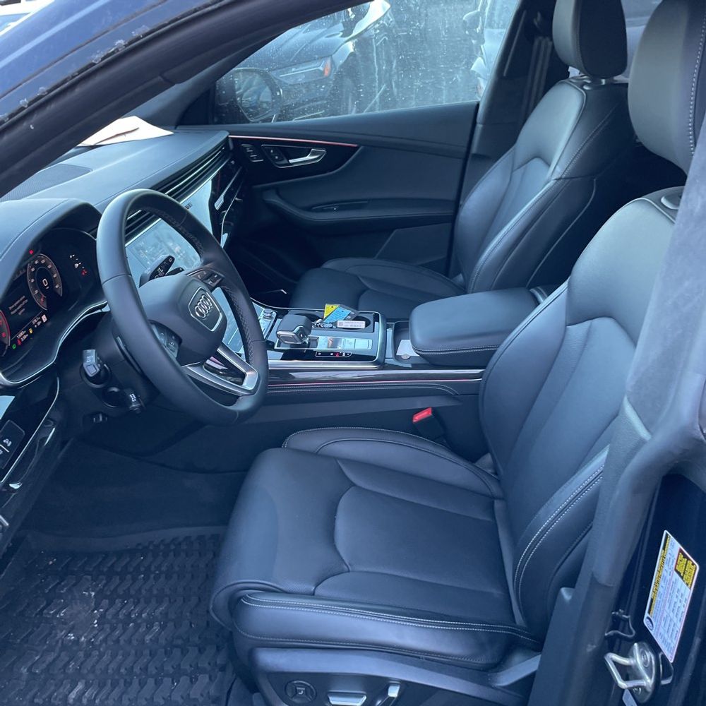 2024 Audi Q8 Prestige 55