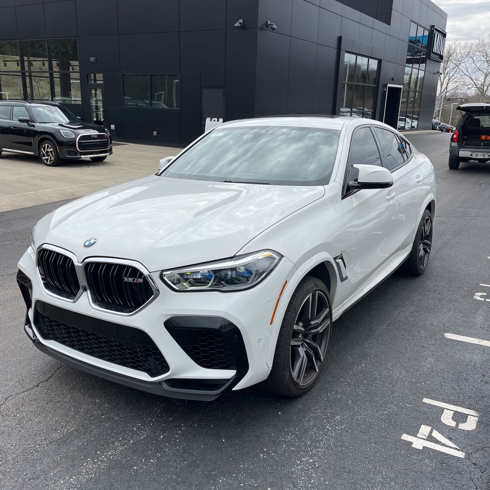 2022 BMW X6 M