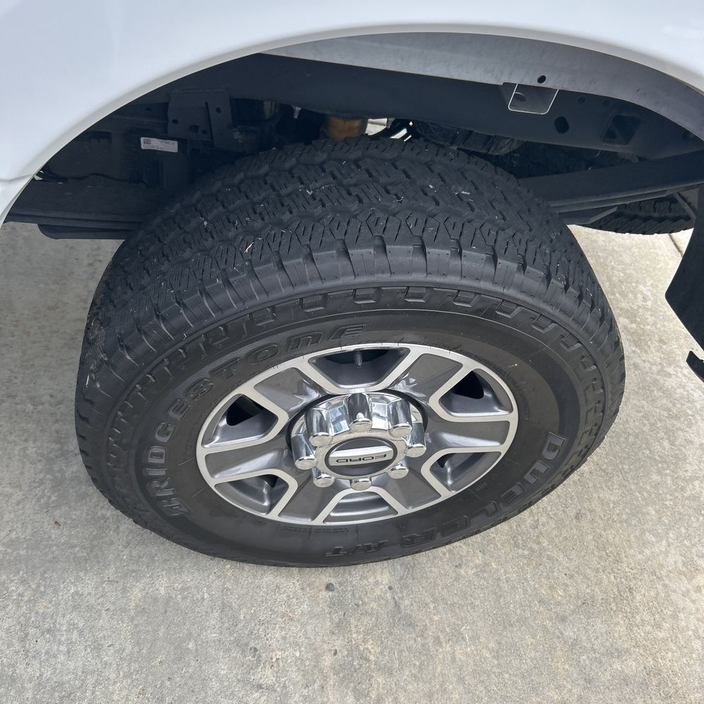 2023 Ford F-250 Super Duty Lariat