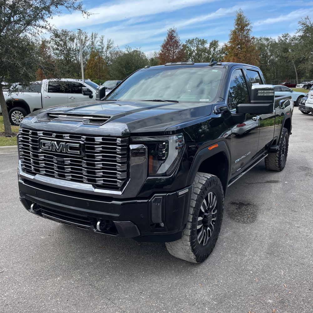 2024 GMC Sierra 2500HD Denali Ultimate