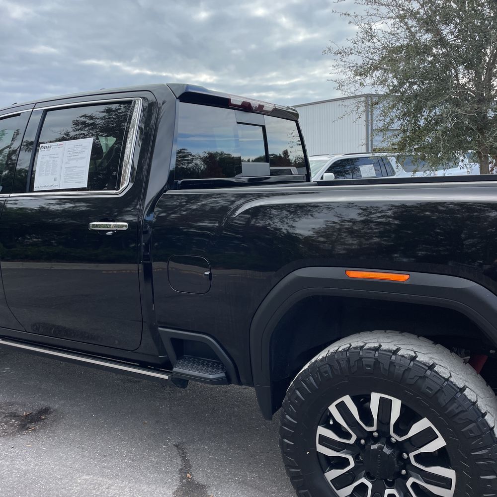 2024 GMC Sierra 2500HD Denali Ultimate