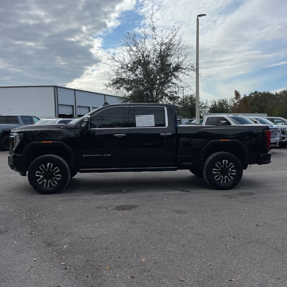 2024 GMC Sierra 2500HD Denali Ultimate