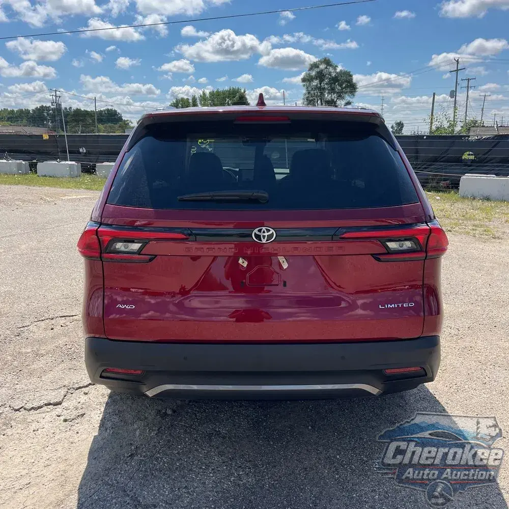 2024 Toyota Grand Highlander Limited