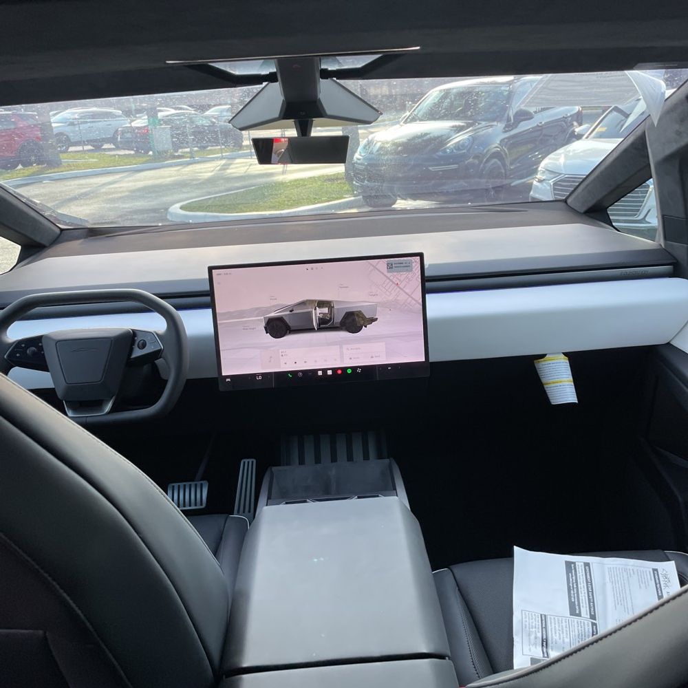 2024 Tesla Cybertruck Base