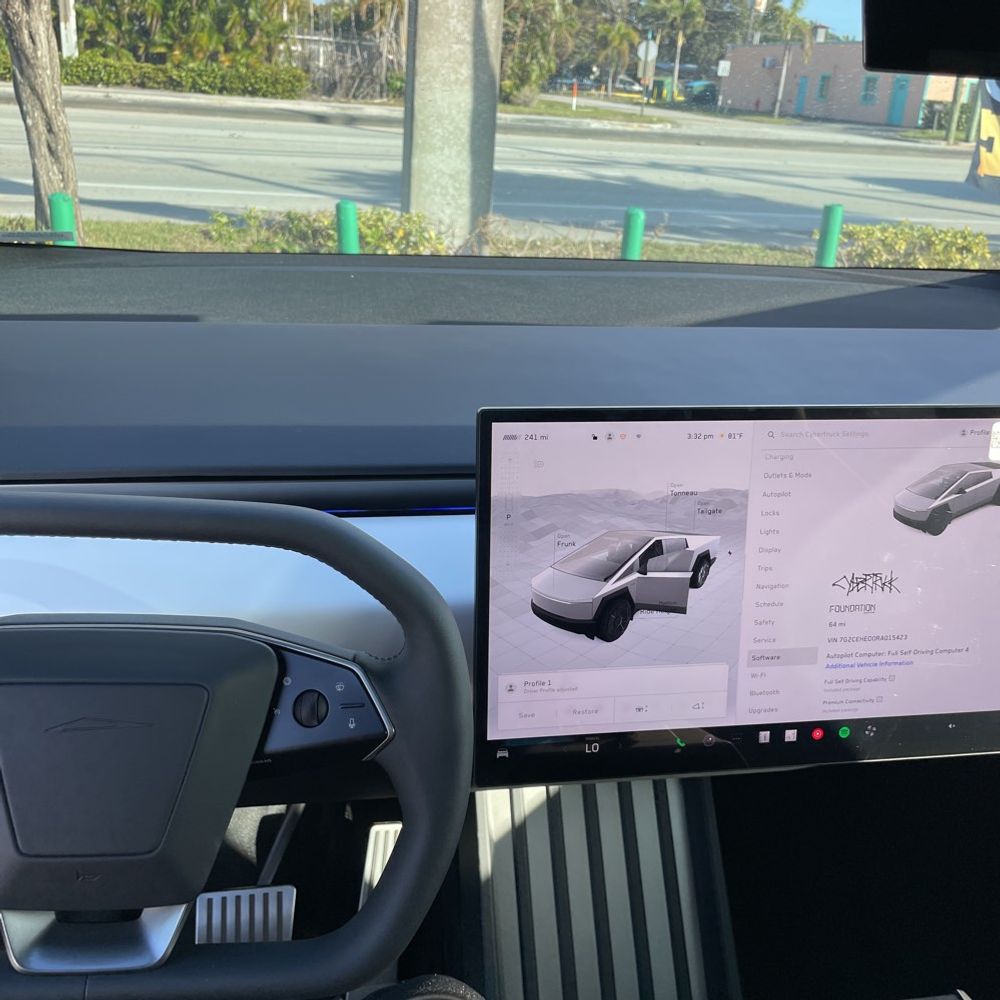2024 Tesla Cybertruck Base