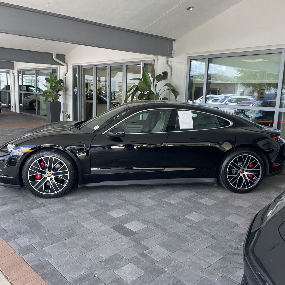 2023 Porsche Taycan 4S