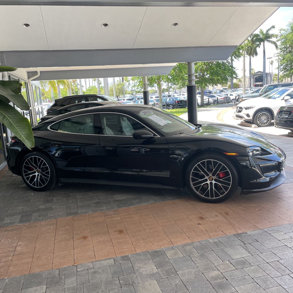 2023 Porsche Taycan 4S