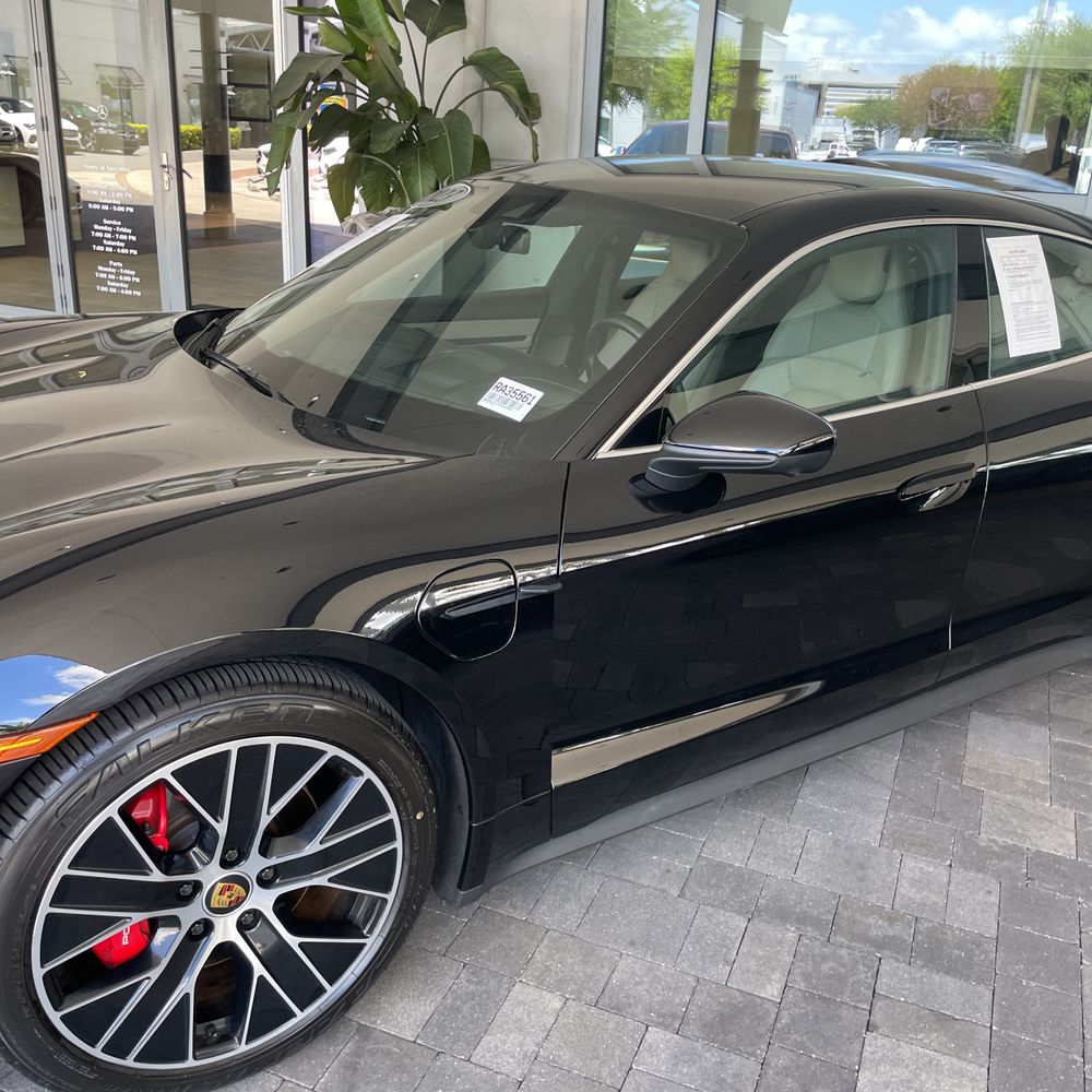 2023 Porsche Taycan 4S