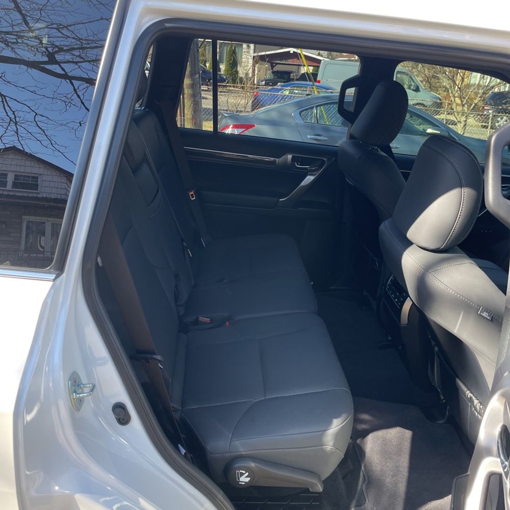 2023 Lexus GX 460 Base