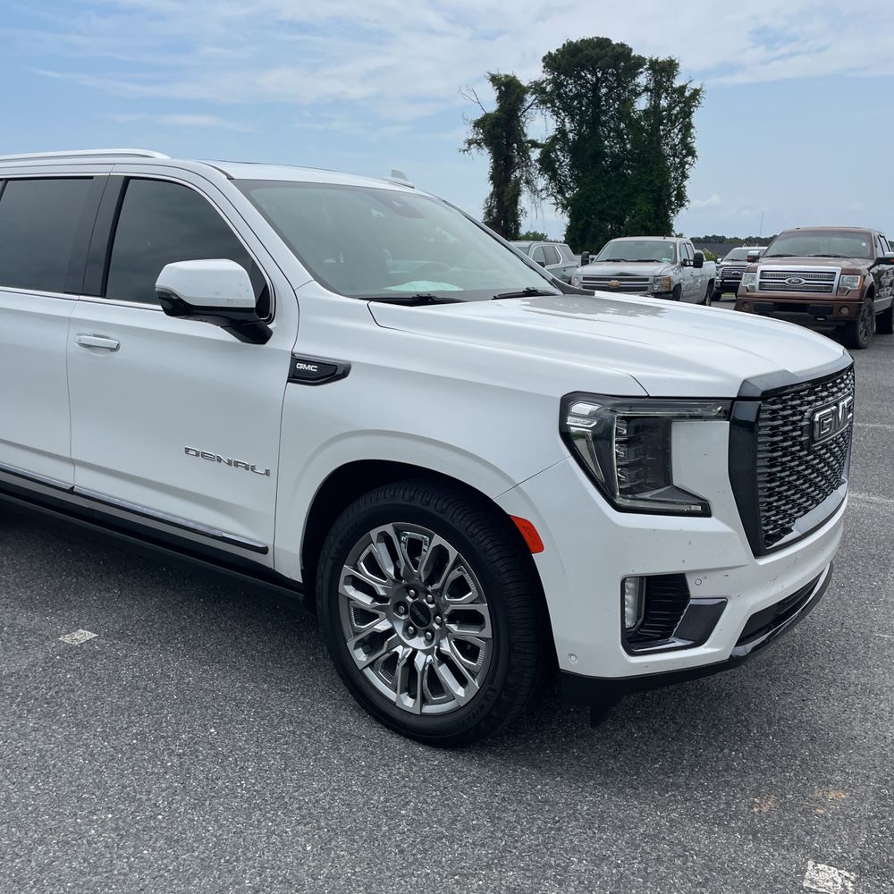 2023 GMC Yukon XL Denali Ultimate