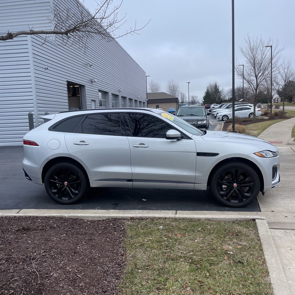 2023 Jaguar F-Pace P400 R-Dynamic S