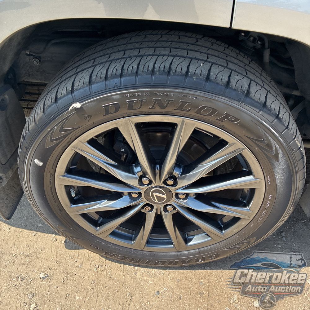 2023 Lexus LX 600 F SPORT Handling