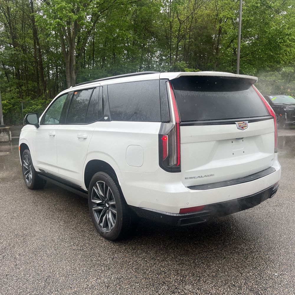 2024 Cadillac Escalade Sport Platinum