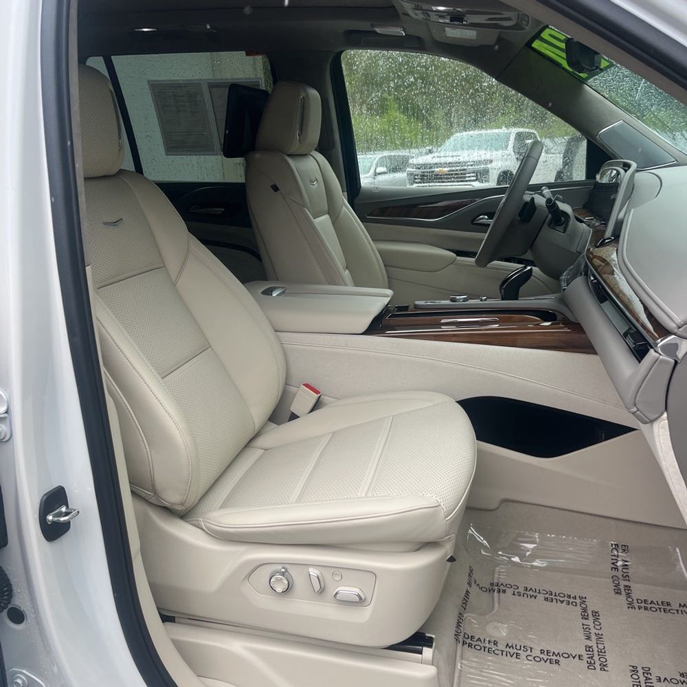 2024 Cadillac Escalade Sport Platinum