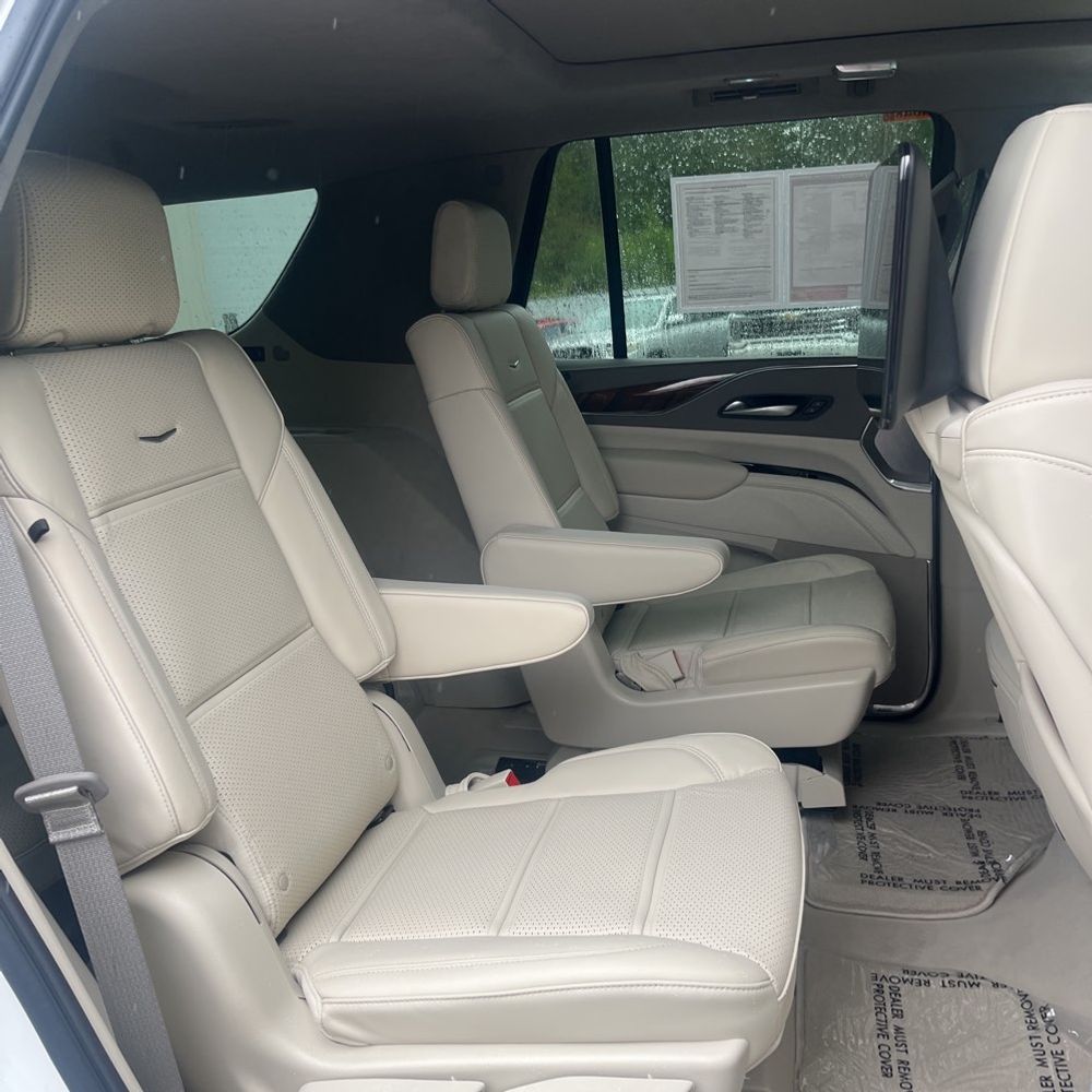 2024 Cadillac Escalade Sport Platinum