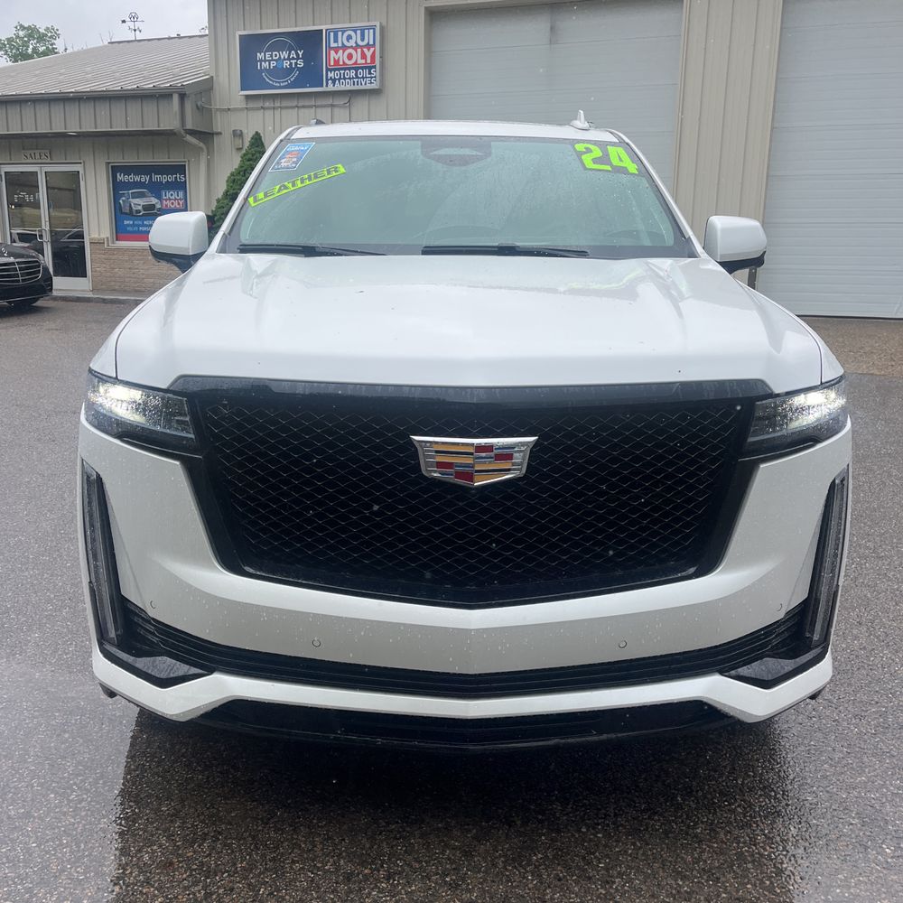 2024 Cadillac Escalade Sport Platinum