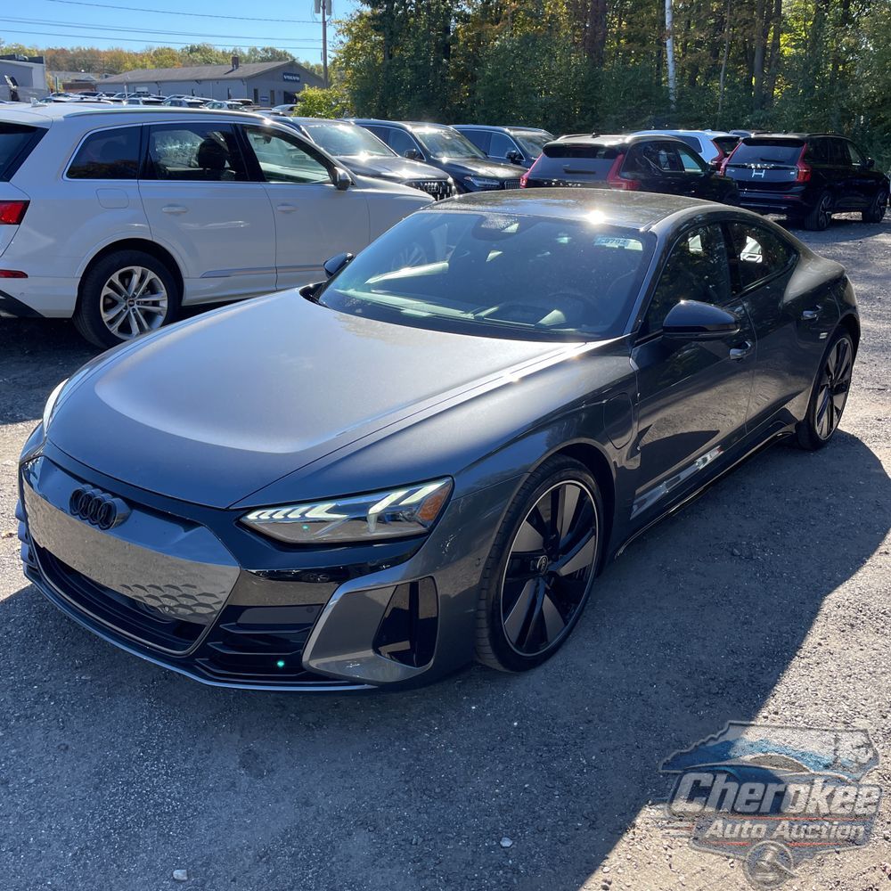 2023 Audi e-tron GT Prestige