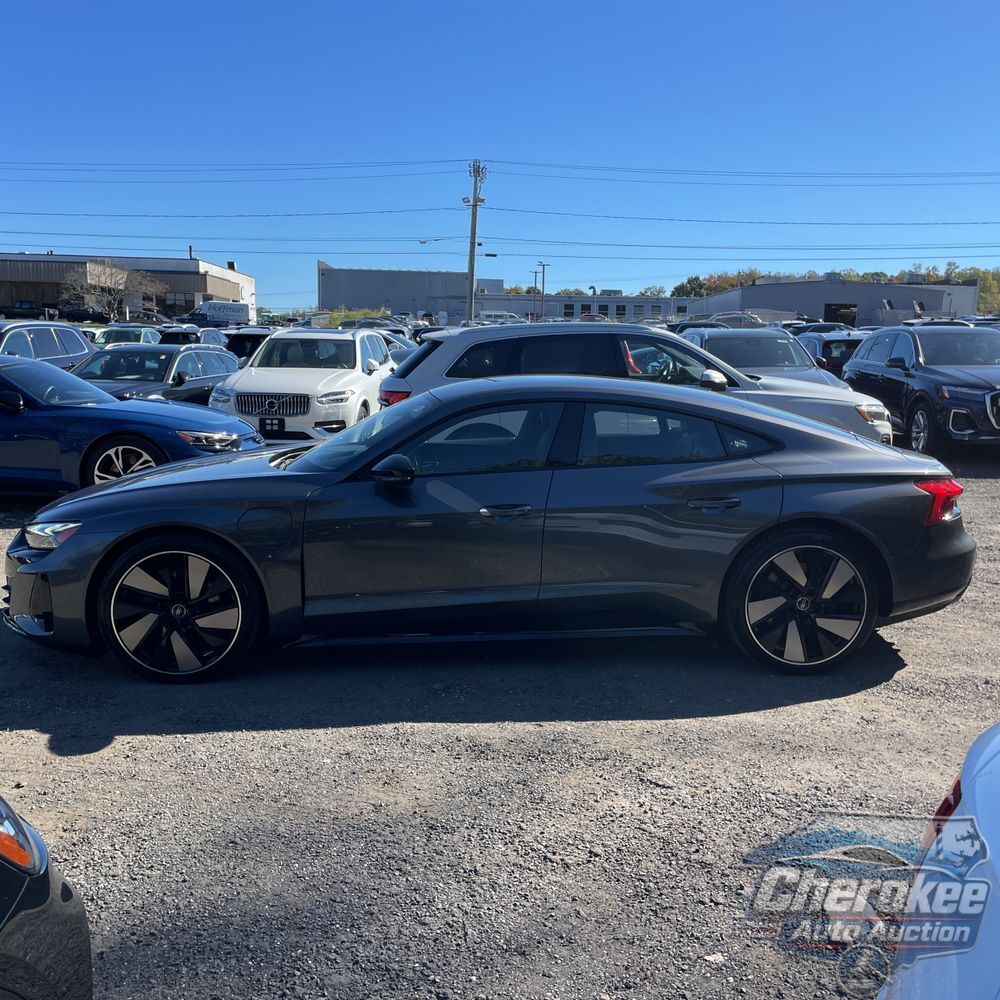 2023 Audi e-tron GT Prestige