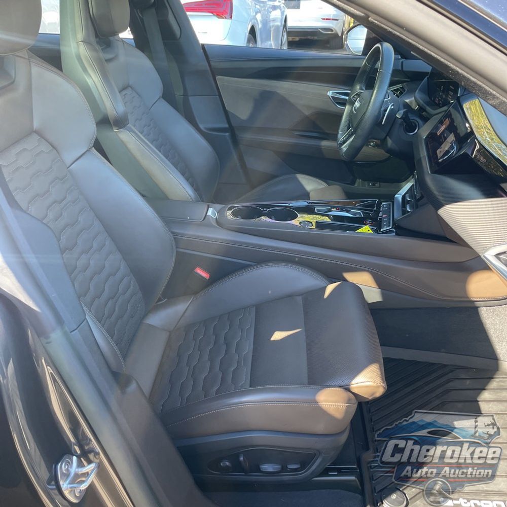2023 Audi e-tron GT Prestige