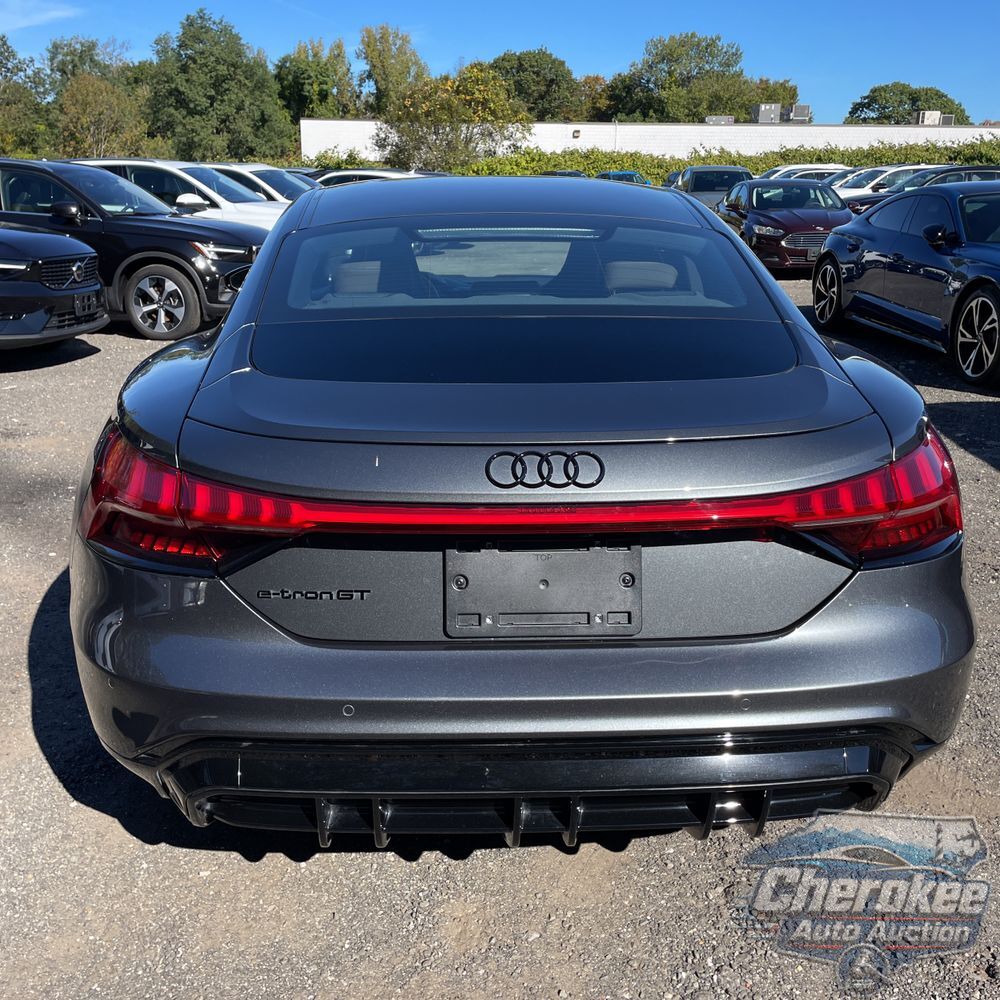 2023 Audi e-tron GT Prestige