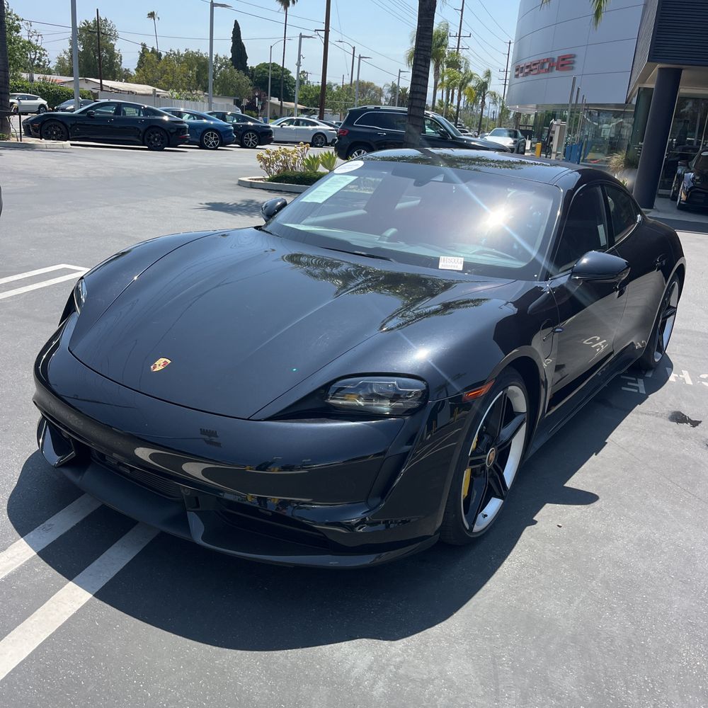 2020 Porsche Taycan Turbo S