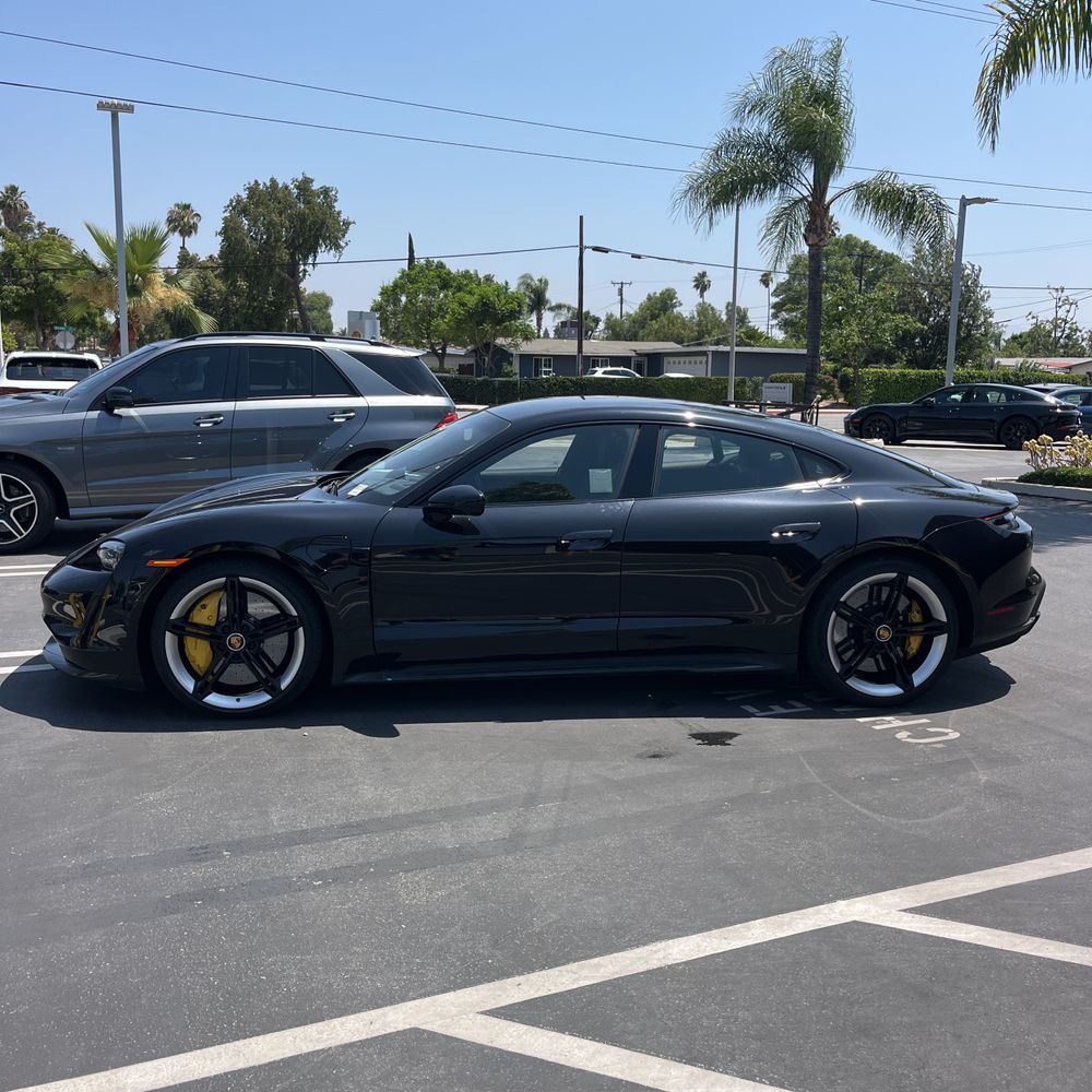 2020 Porsche Taycan Turbo S