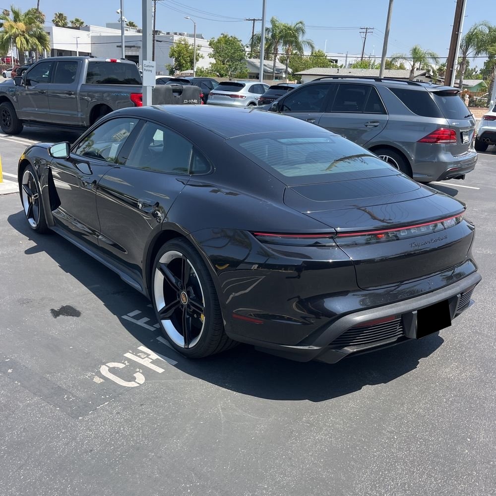 2020 Porsche Taycan Turbo S