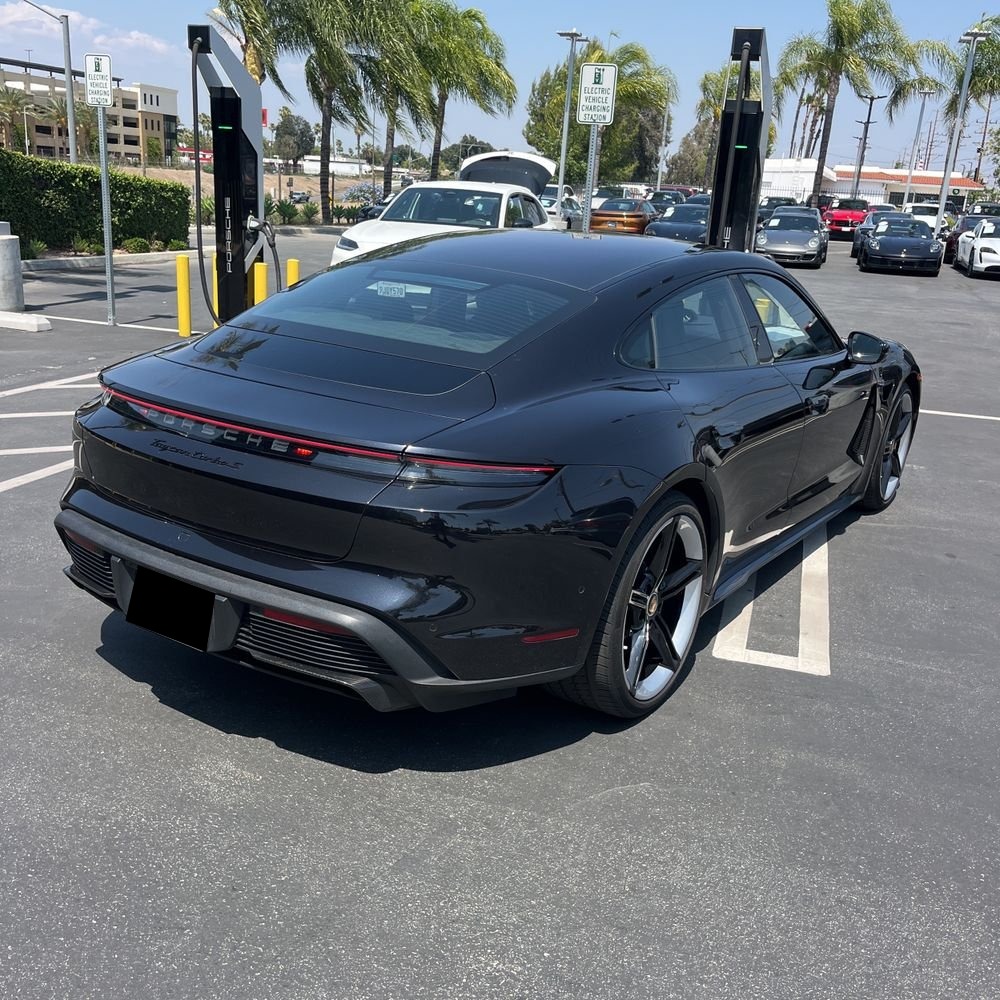 2020 Porsche Taycan Turbo S