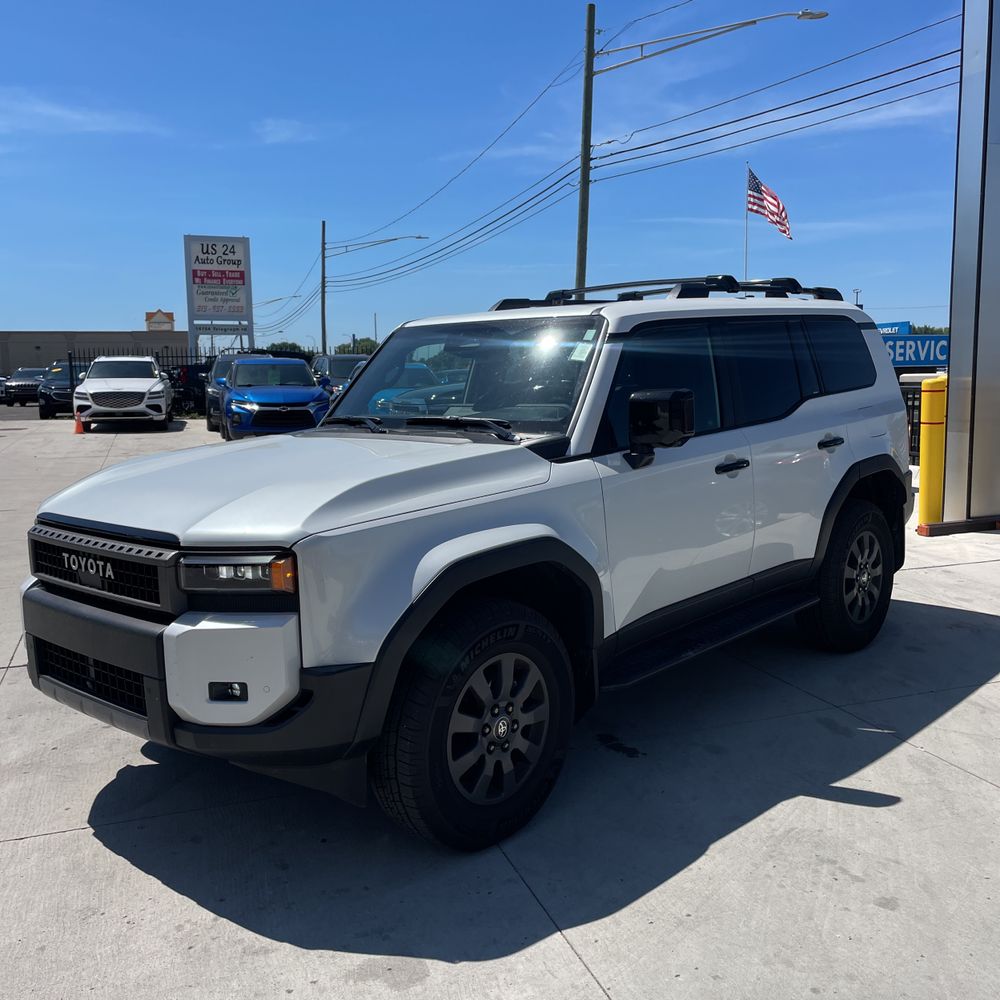 2025 Toyota Land Cruiser Base