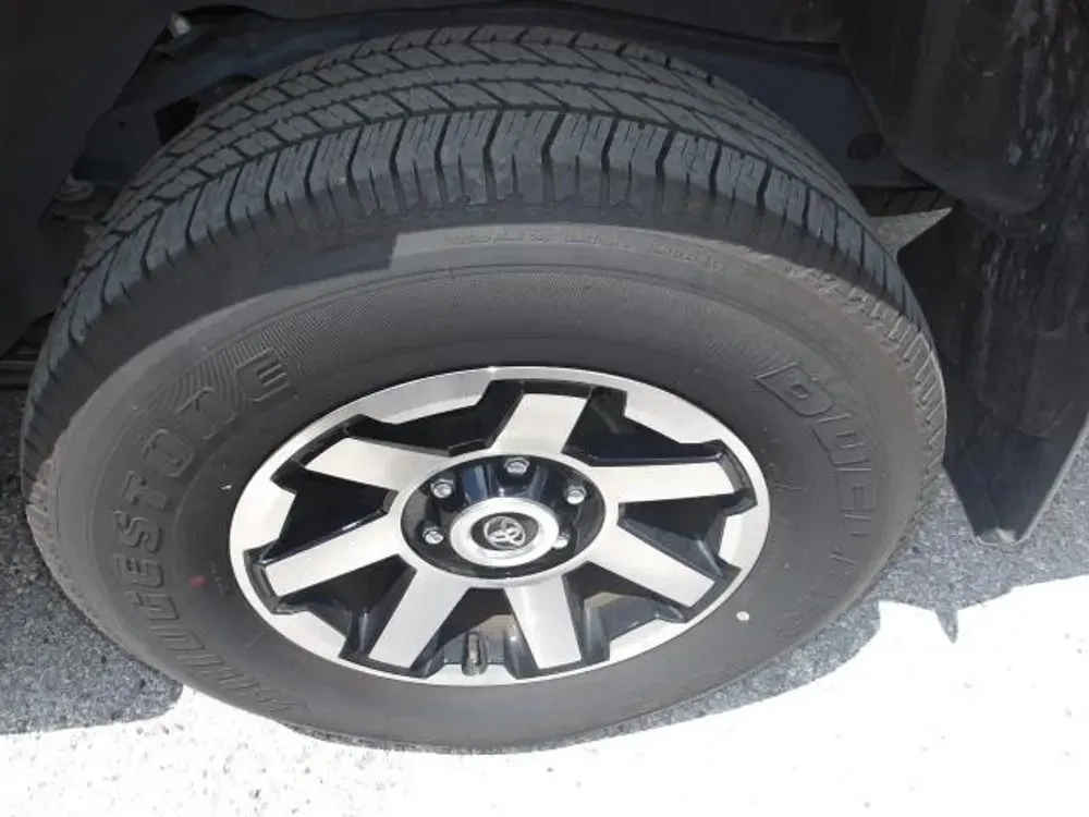 2024 Toyota 4Runner TRD Off Road