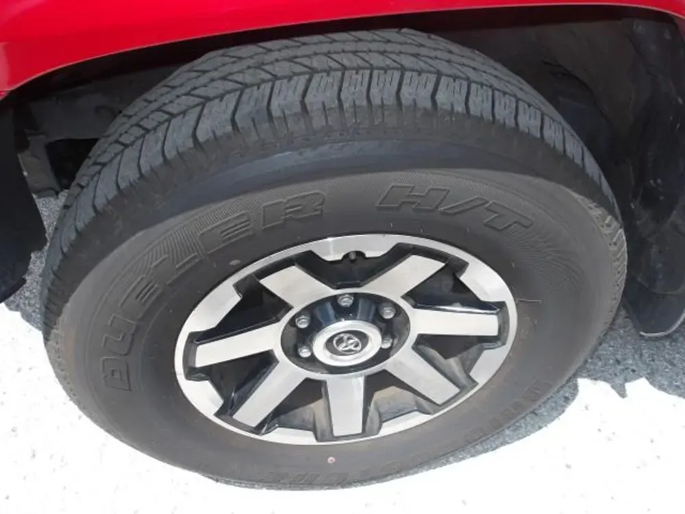 2024 Toyota 4Runner TRD Off Road