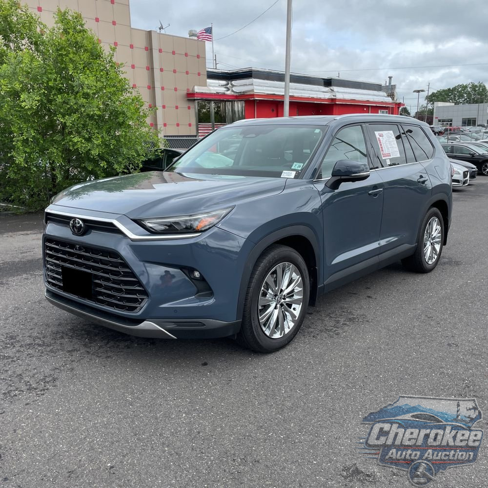 2024 Toyota Grand Highlander Platinum