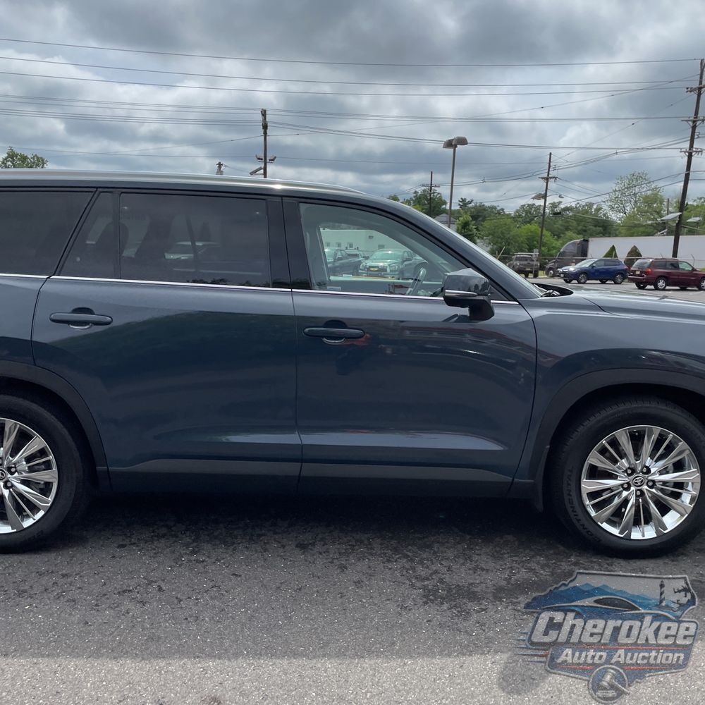 2024 Toyota Grand Highlander Platinum