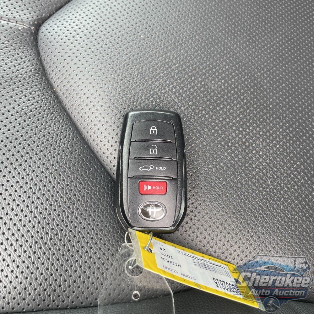 2024 Toyota Grand Highlander Platinum