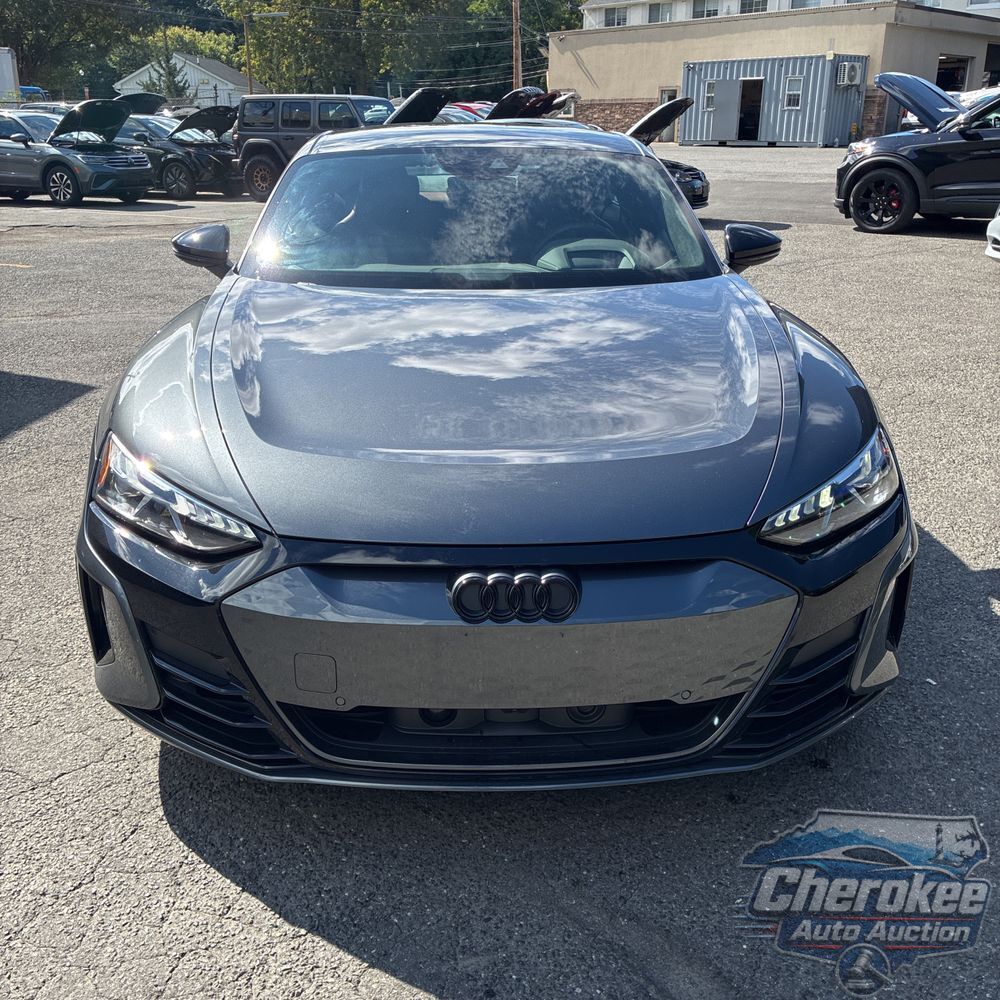 2024 Audi e-tron GT Prestige