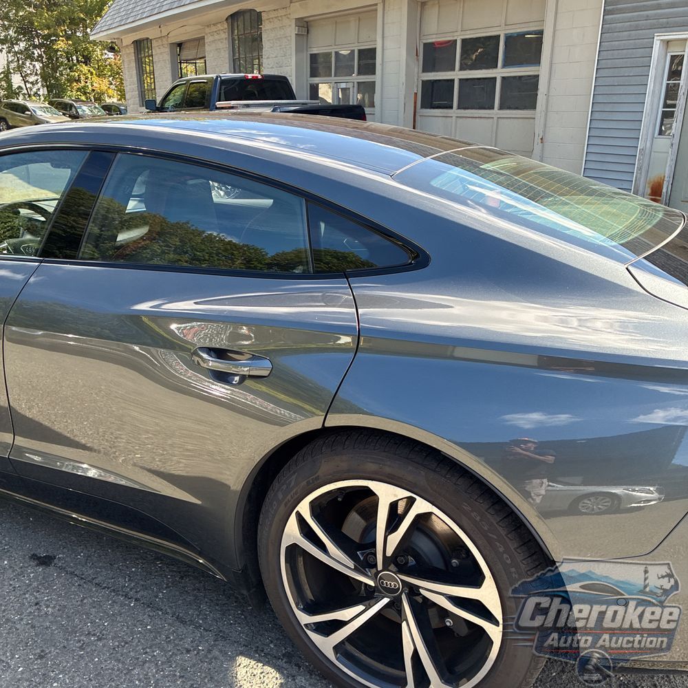 2024 Audi e-tron GT Prestige