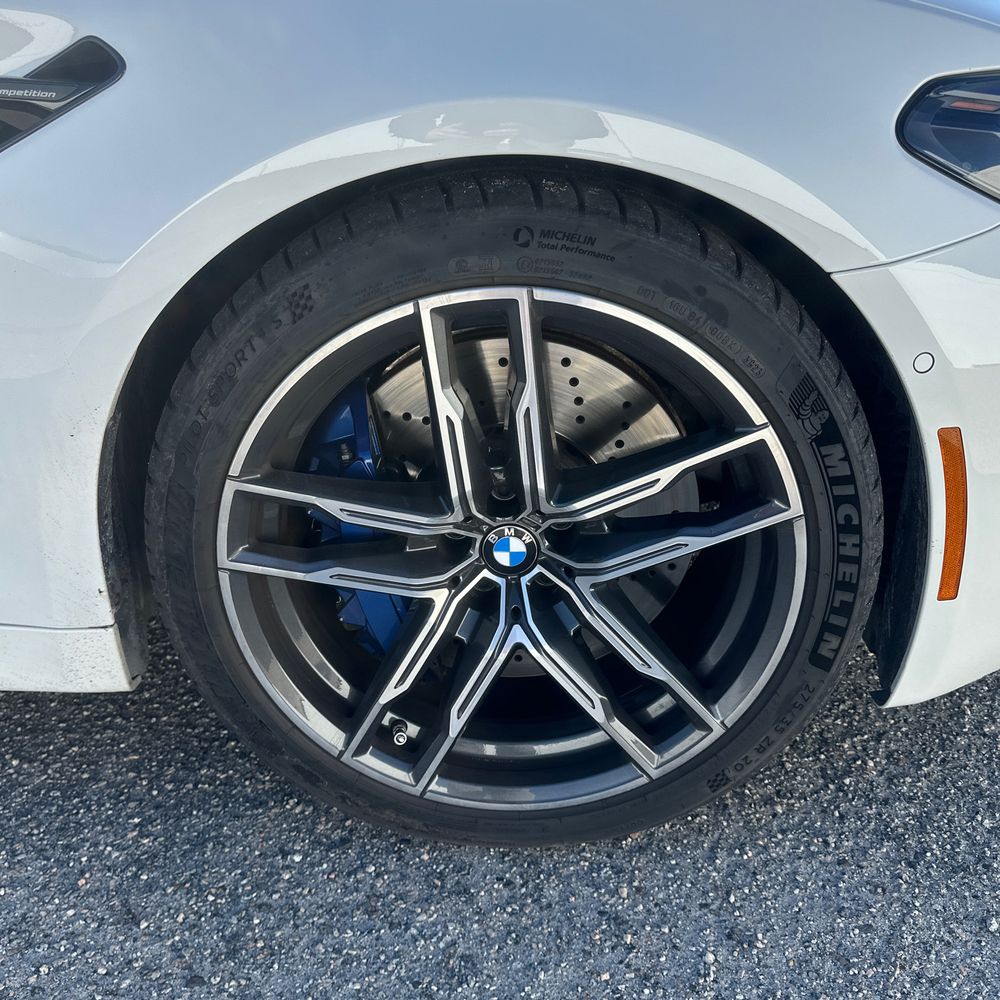 2022 BMW M5 Base