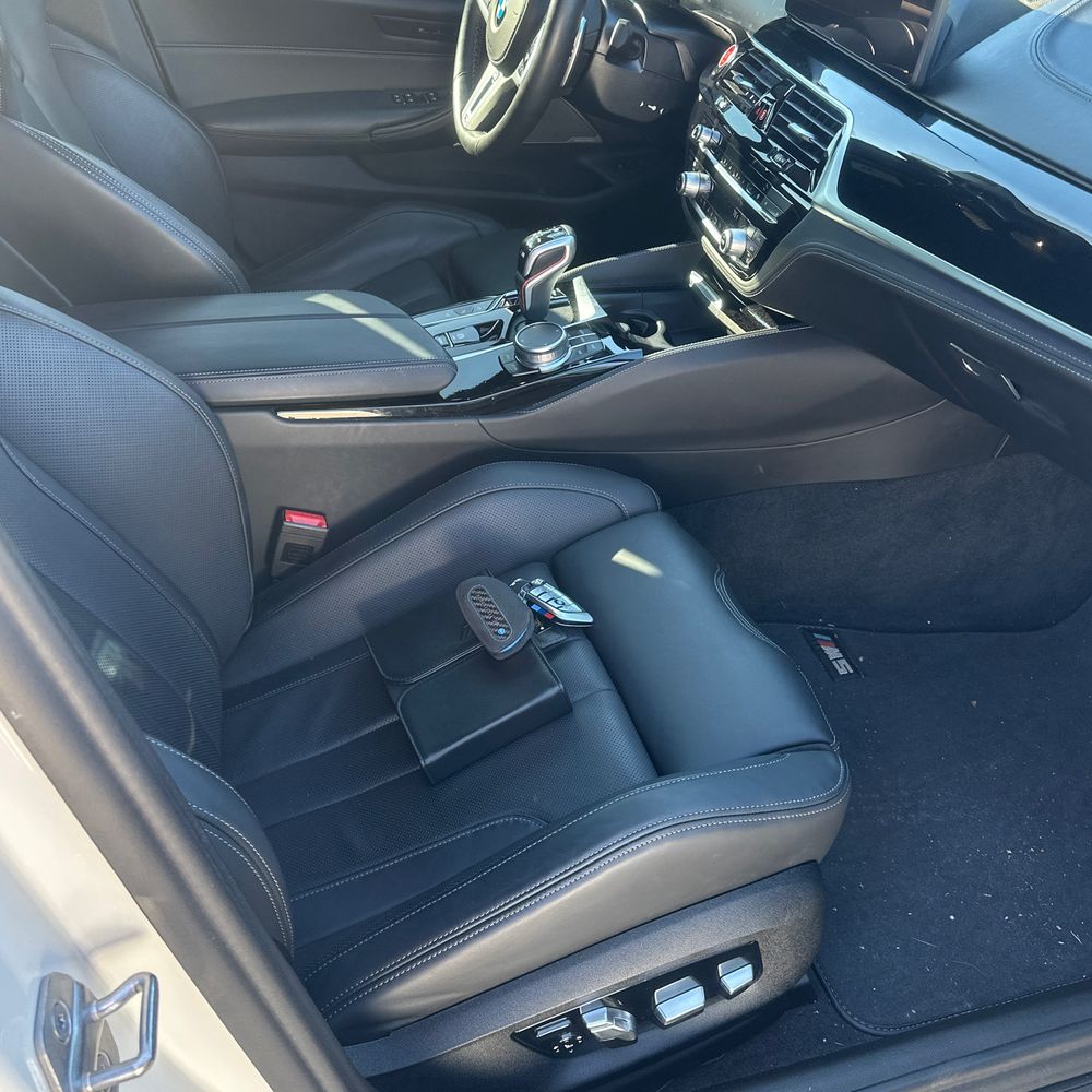 2022 BMW M5 Base